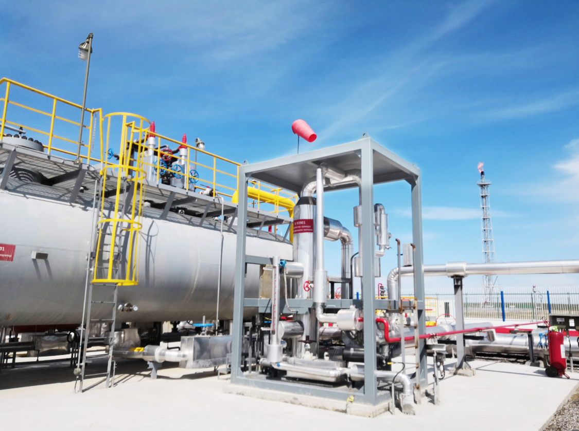 Применяя инновационный метод измерения с разделением проб, он подходит для условий газожидкостного смешанного многофазного потока на основе природного газа и может измерять газ, воду и нефть в газожидкостной смешанной многофазной жидкости, и используется на односкважинных станциях природного газа, сборных пунктах, платформах сланцевого газа и других областях измерения нефти и газа. Особенности продукта: традиционный прибор, высокая точность, отсутствие радиоактивных веществ, широкий диапазон адаптации, компактная структура, простота обслуживания.1